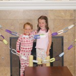 Madison and Jack Farrell with their countdown chain   Photo: courtesy liz farrell
