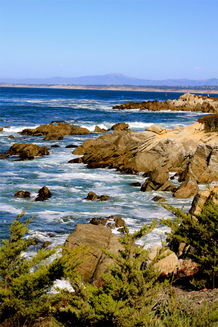 the view from scenic Oceanview Boulevard (photo: Garrick Ramirez)