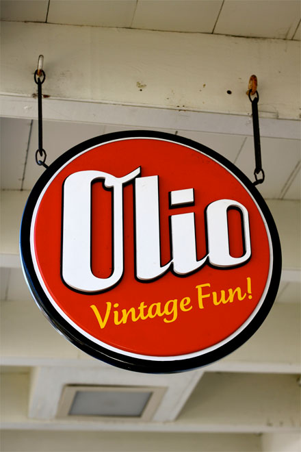 Olio, a nostalgic emporium of vintage fun (photo: Garrick Ramirez)