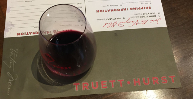 We drove to the Truett-Hurst Winery in Healdsburg with our friends Rachel and Nick