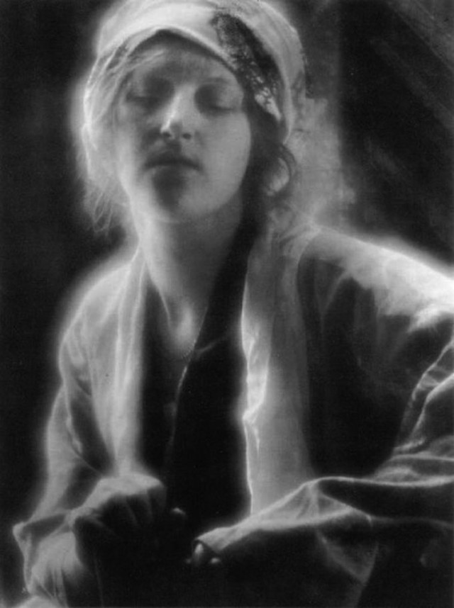 Dream, a 1910 photograph by Imogen Cunningham. photos: WIKIMEDIA COMMONS
