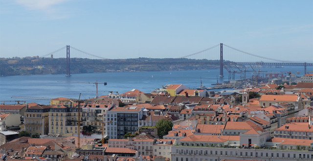 The 25th of April Bridge. (Photo: Bo Links)
