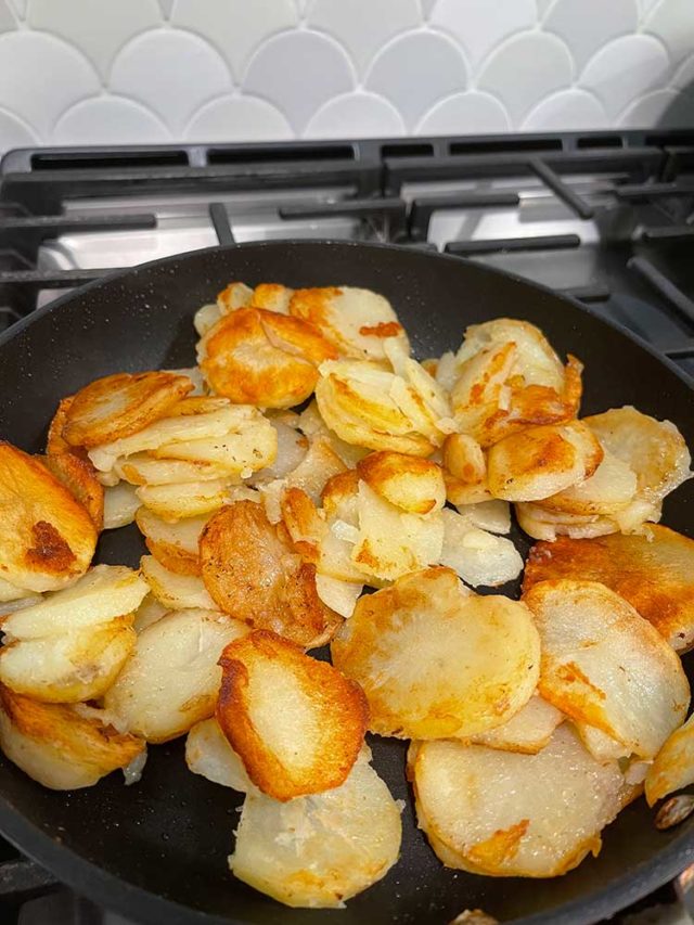 fried potatoes