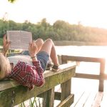 Help children find the time and the place to pick up a book. Photo: patat