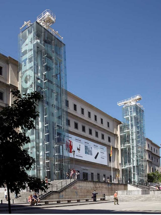 Museo-Nacional-Centro-de-Arte-Reina-Sofia,-Sabatini-Building.-Photo-Credit-Joaquin-Cortés-&-Román-Lores